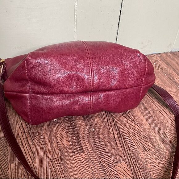 SAS Genuine Soft burgundy Red Leather Slouchy Crossbody Large Bag Purse‎ - Picture 7 of 9